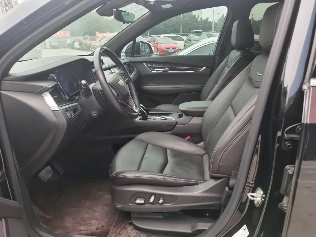 2022 Cadillac XT6 2.0T 237HP L4 9AT,autocango,china used car exporter,china ev exporter,chinese used car exporter,chinese used ev exporter