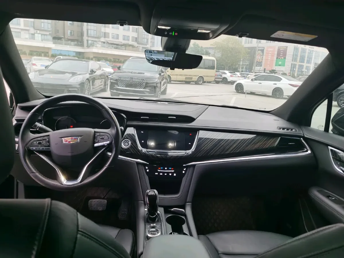 2022 Cadillac XT6 2.0T 237HP L4 9AT,autocango,china used car exporter,china ev exporter,chinese used car exporter,chinese used ev exporter