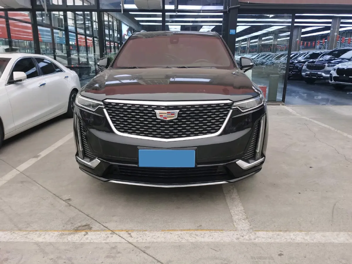 2022 Cadillac XT6 2.0T 237HP L4 9AT,autocango,china used car exporter,china ev exporter,chinese used car exporter,chinese used ev exporter