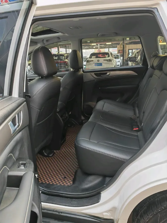 2022 Haval H6 1.5T 184HP L4 7DCT,autocango,china used car exporter,china ev exporter,chinese used car exporter,chinese used ev exporter