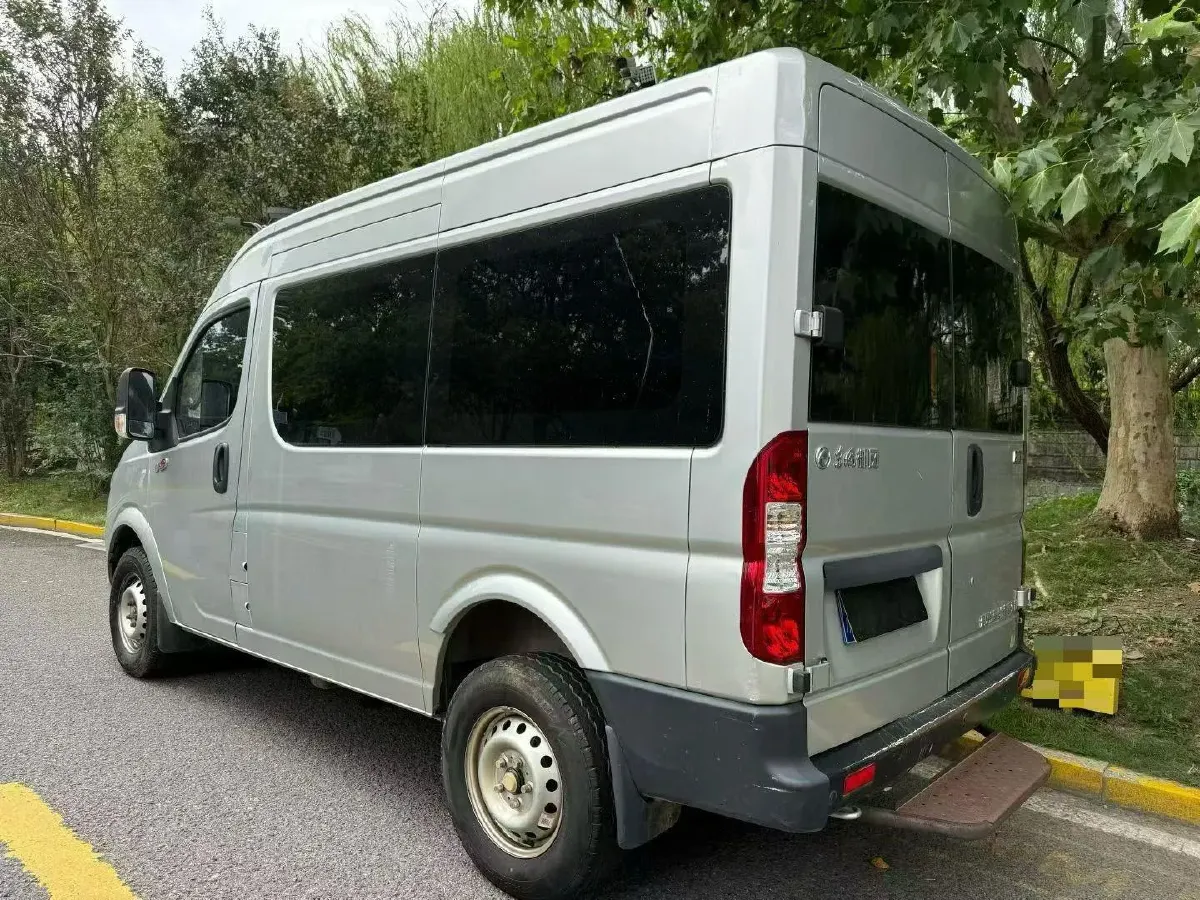 2021 DongFeng DFAC YuFeng 2.3T 136HP L4 6MT,autocango,china used car exporter,china ev exporter,chinese used car exporter,chinese used ev exporter