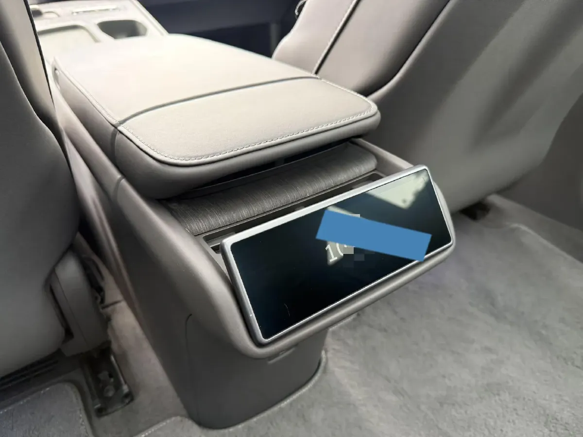 2021 Volkswagen ID.6 Crozz BEV 84.8KWH,autocango,china used car exporter,china ev exporter,chinese used car exporter,chinese used ev exporter