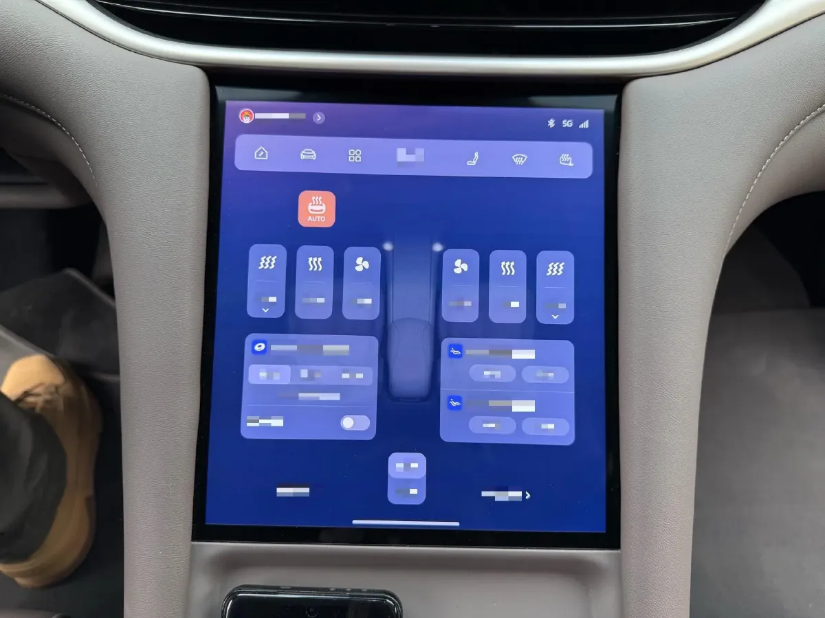 2025 IM L6 BEV,autocango,china used car exporter,china ev exporter,chinese used car exporter,chinese used ev exporter