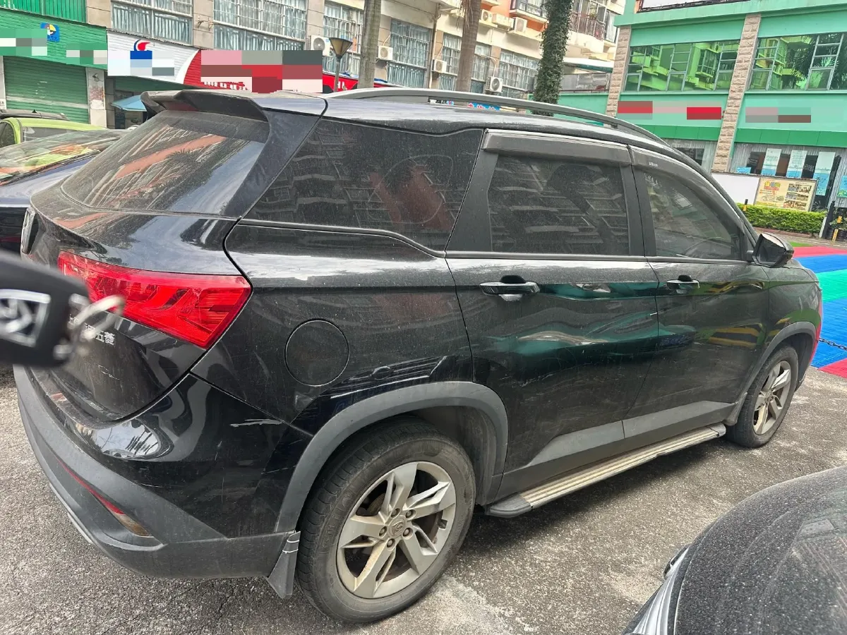 2018 BaoJun 530 1.5T 150HP L4 6MT,autocango,china used car exporter,china ev exporter,chinese used car exporter,chinese used ev exporter