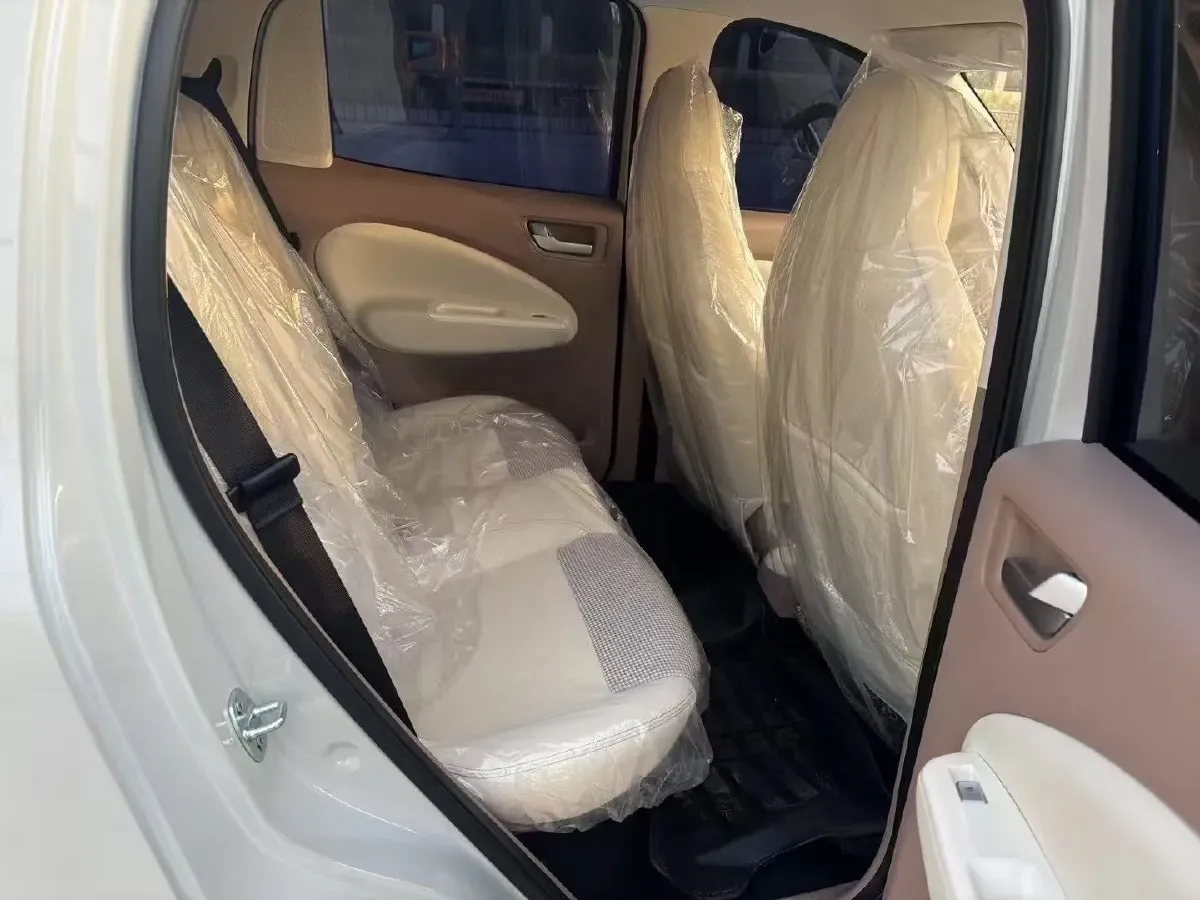 2023 BaoJun KiWi EV BEV 31.9KWH,autocango,china used car exporter,china ev exporter,chinese used car exporter,chinese used ev exporter