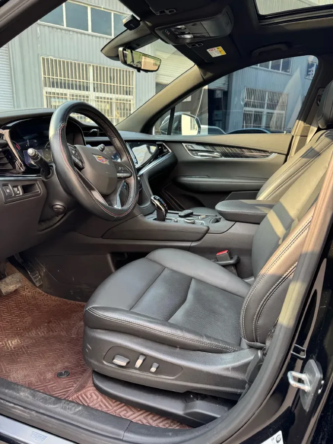 2022 Cadillac XT6 2.0T 237HP L4 9AT,autocango,china used car exporter,china ev exporter,chinese used car exporter,chinese used ev exporter
