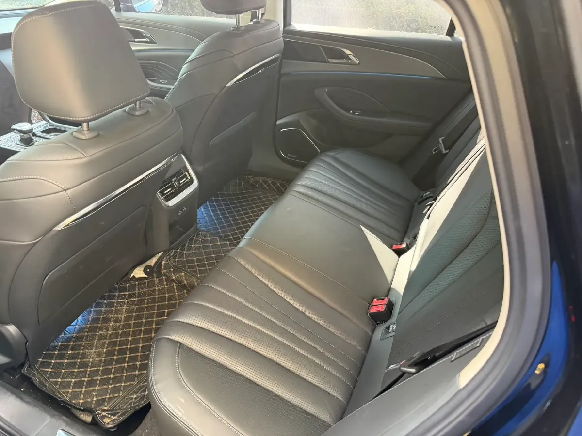 2023 Dongfeng RuiQi 7 2.3T 166HP L4 8AT,autocango,china used car exporter,china ev exporter,chinese used car exporter,chinese used ev exporter