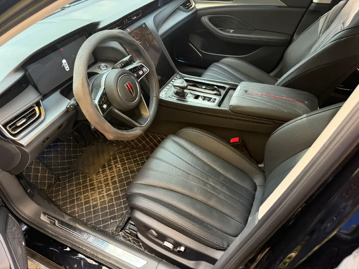 2023 Dongfeng RuiQi 7 2.3T 166HP L4 8AT,autocango,china used car exporter,china ev exporter,chinese used car exporter,chinese used ev exporter