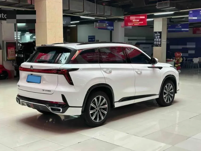 2023 ChangAn CS75 Plus 1.5T 188HP L4 8AT,autocango,china used car exporter,china ev exporter,chinese used car exporter,chinese used ev exporter
