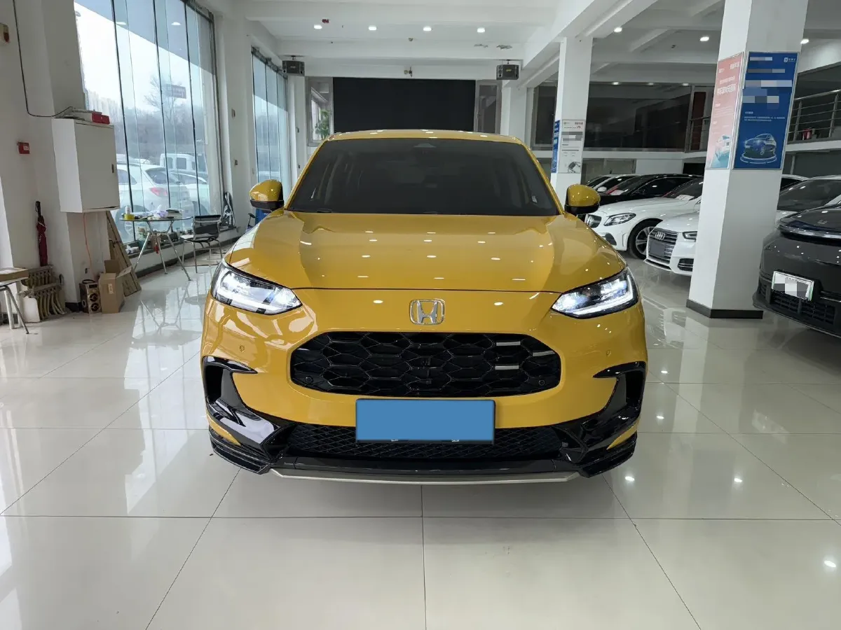 2022 Honda ZR-V 1.5T 182HP L4 CVT,autocango,china used car exporter,china ev exporter,chinese used car exporter,chinese used ev exporter