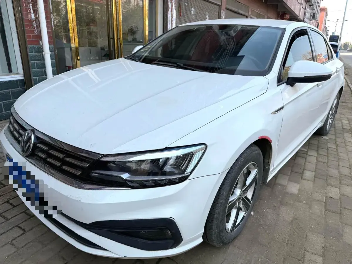 2019 Volkswagen T-Cross 1.4T 150HP L4 7DCT