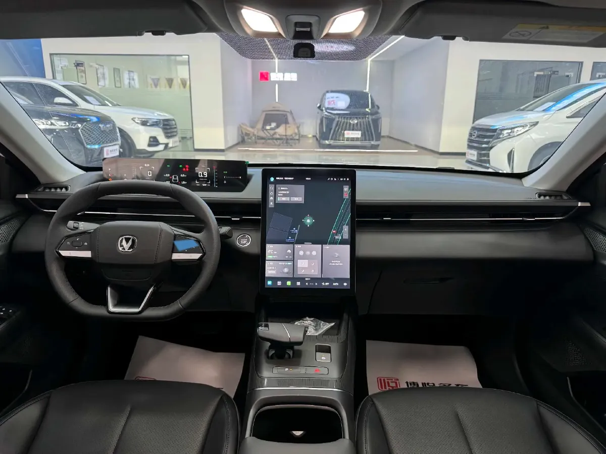 2025 ChangAn Eado 1.5T 192HP L4 7DCT,autocango,china used car exporter,china ev exporter,chinese used car exporter,chinese used ev exporter