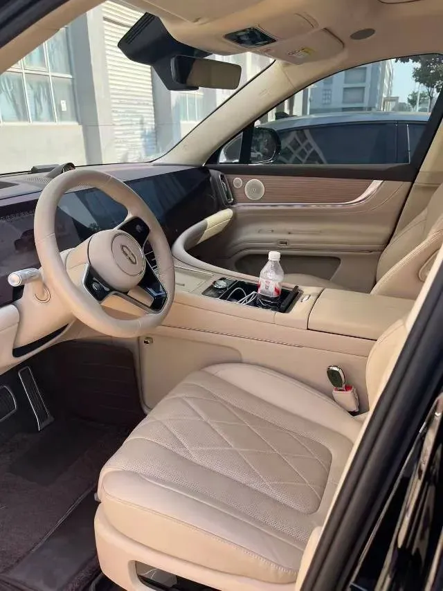 2024 AITO AITO M9 1.5T 152HP L4 REEV 42KWH,autocango,china used car exporter,china ev exporter,chinese used car exporter,chinese used ev exporter