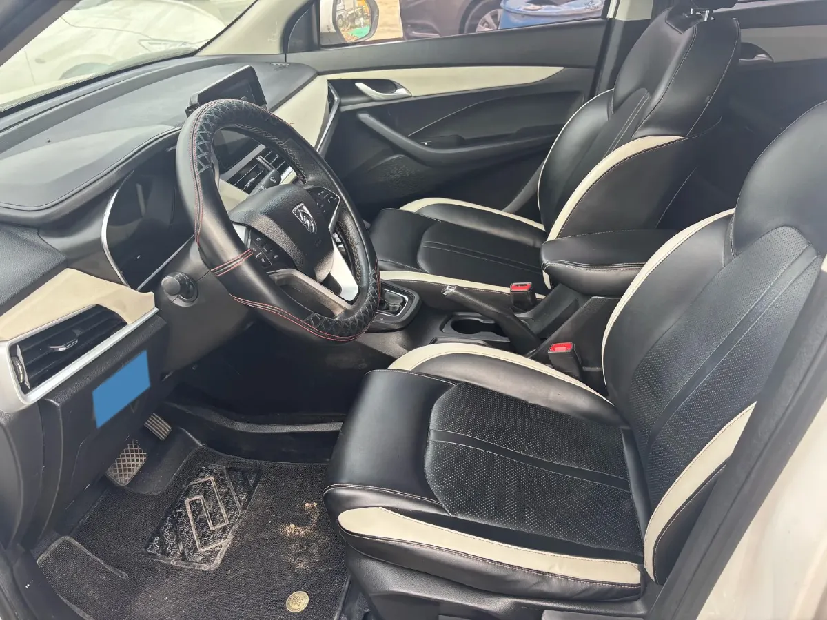 2019 BaoJun 360 1.5L 105HP L4 CVT,autocango,china used car exporter,china ev exporter,chinese used car exporter,chinese used ev exporter