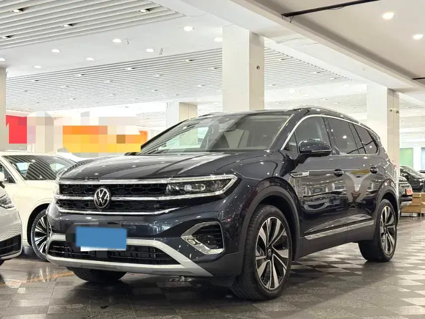 2023 Volkswagen Talagon 2.0T 220HP L4 7DCT