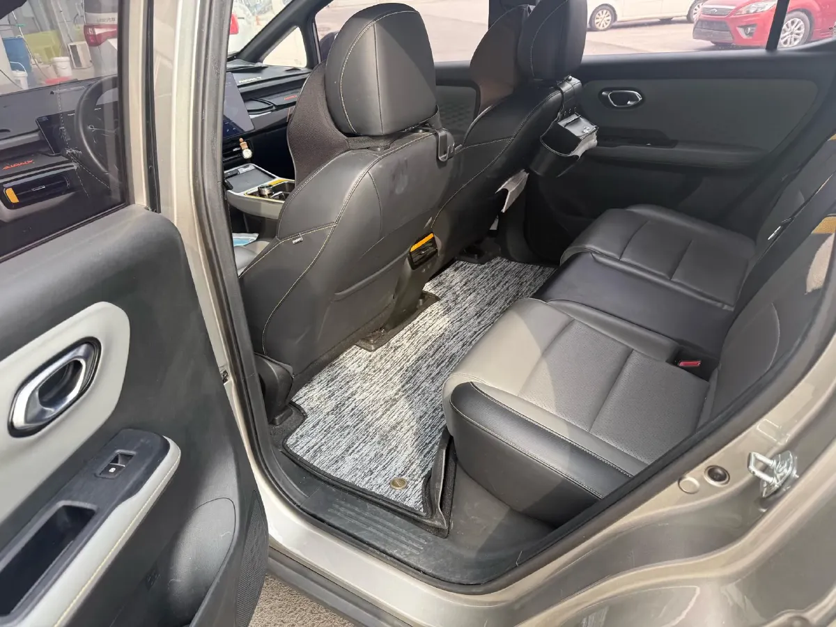 2022 Geely Okavango 1.8T 184HP L4 7DCT,autocango,china used car exporter,china ev exporter,chinese used car exporter,chinese used ev exporter