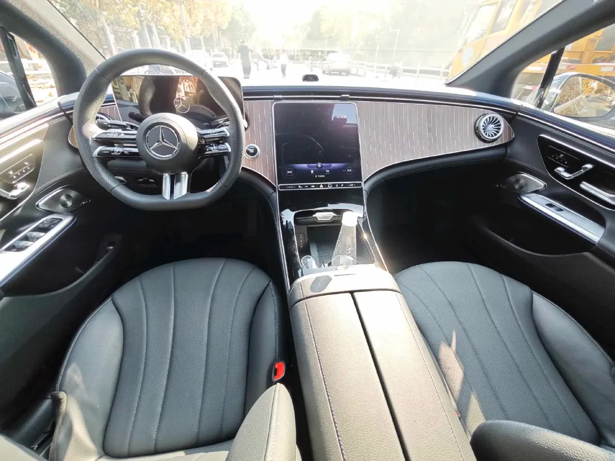 2022 Mercedes-Benz EQE Class BEV 96.1KWH,autocango,china used car exporter,china ev exporter,chinese used car exporter,chinese used ev exporter