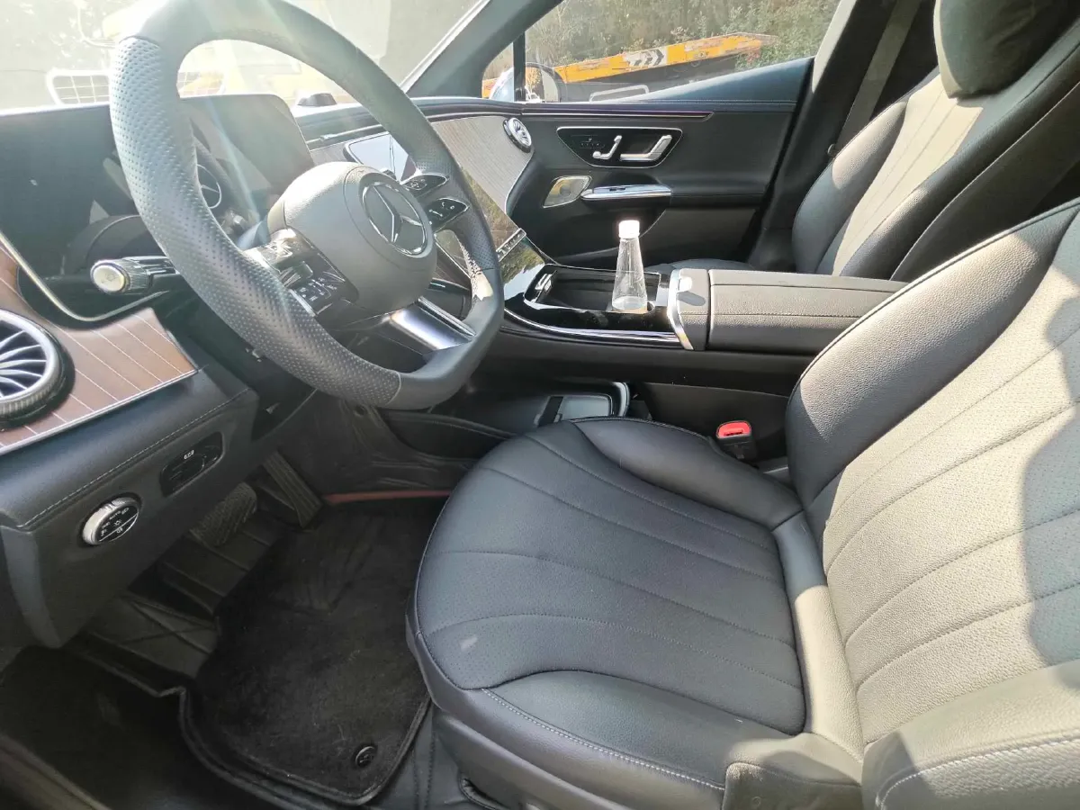 2022 Mercedes-Benz EQE Class BEV 96.1KWH,autocango,china used car exporter,china ev exporter,chinese used car exporter,chinese used ev exporter