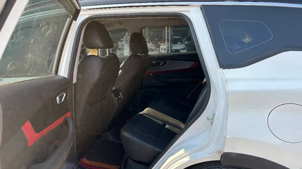 2021 Chery Tiggo 7 1.6T 197HP L4 7DCT,autocango,china used car exporter,china ev exporter,chinese used car exporter,chinese used ev exporter