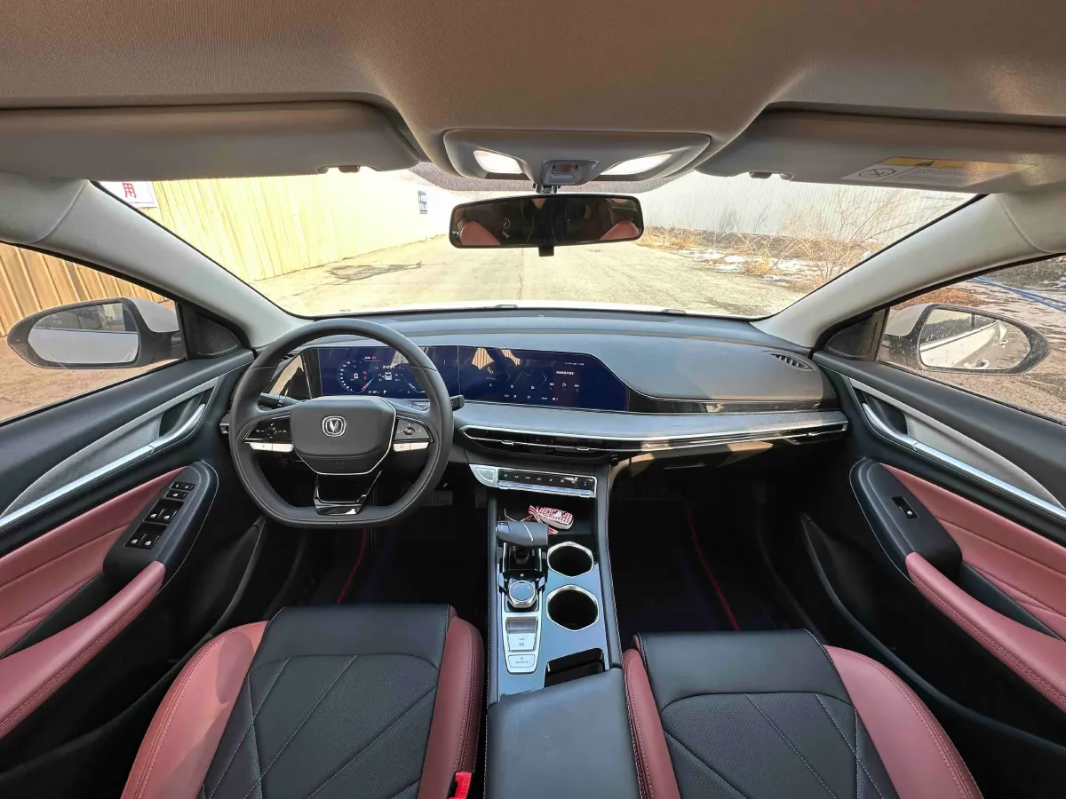 2022 ChangAn Eado 1.4T 160HP L4 7DCT,autocango,china used car exporter,china ev exporter,chinese used car exporter,chinese used ev exporter