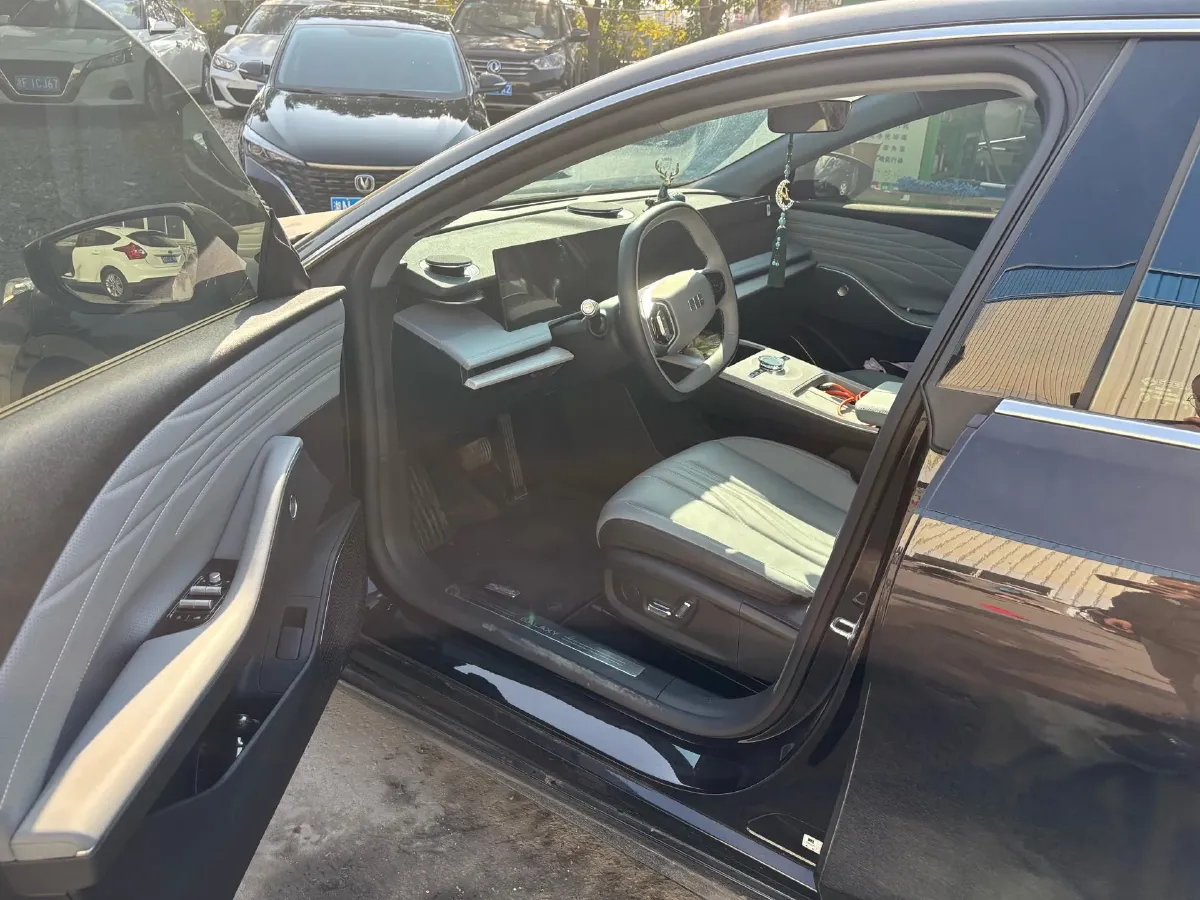 2024 Geely Galaxy E8 BEV 62KWH,autocango,china used car exporter,china ev exporter,chinese used car exporter,chinese used ev exporter