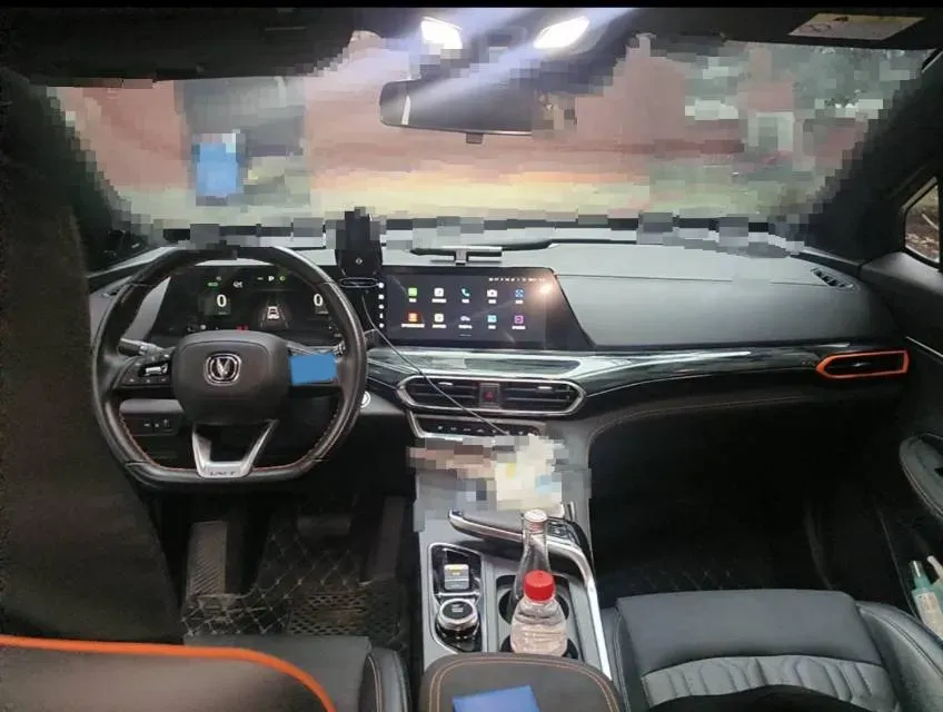 2022 ChangAn UNI-T 1.5T 188HP L4 7DCT,autocango,china used car exporter,china ev exporter,chinese used car exporter,chinese used ev exporter