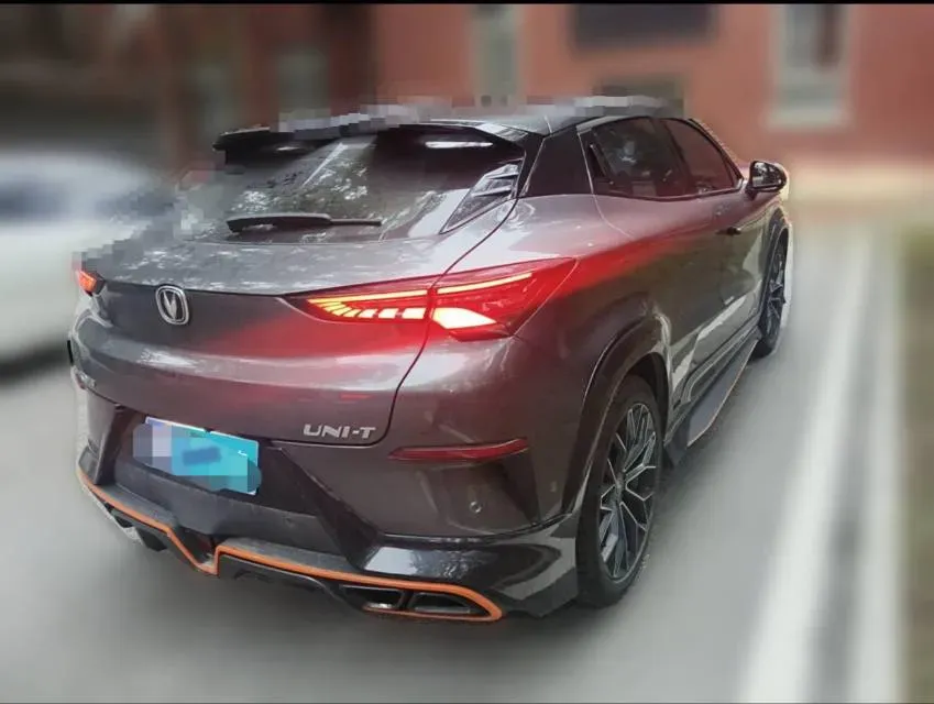 2022 ChangAn UNI-T 1.5T 188HP L4 7DCT,autocango,china used car exporter,china ev exporter,chinese used car exporter,chinese used ev exporter