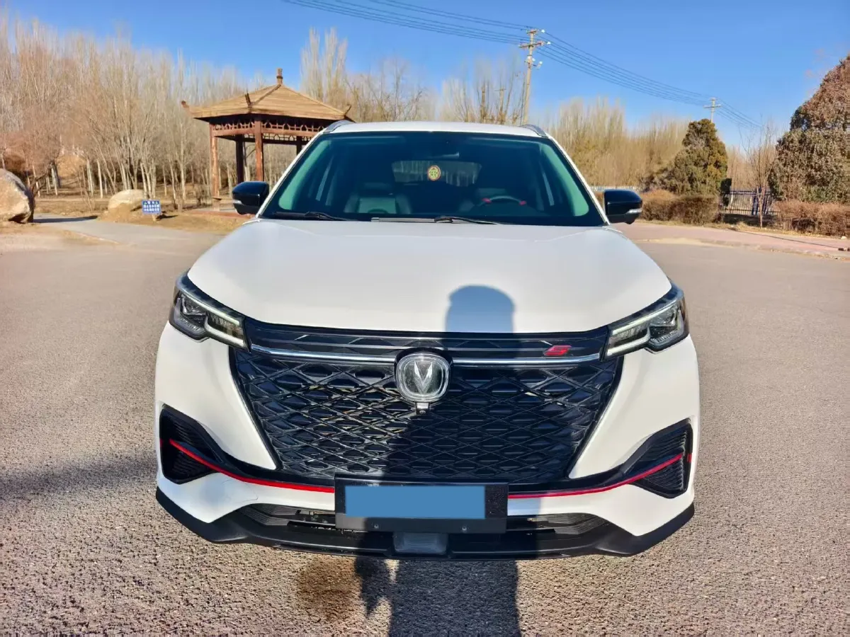 2022 ChangAn CS55 Plus 1.5T 180HP L4 7DCT,autocango,china used car exporter,china ev exporter,chinese used car exporter,chinese used ev exporter