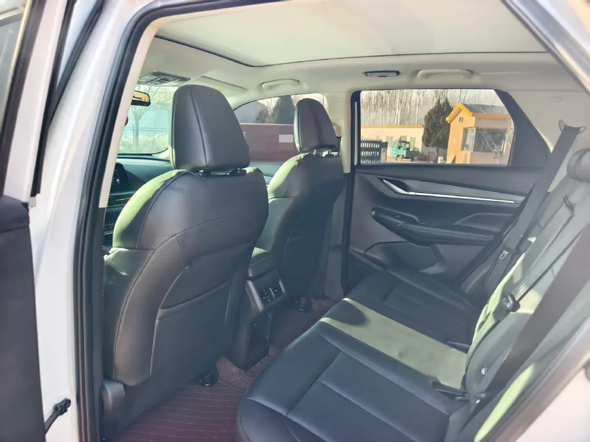 2022 ChangAn CS55 Plus 1.5T 180HP L4 7DCT,autocango,china used car exporter,china ev exporter,chinese used car exporter,chinese used ev exporter