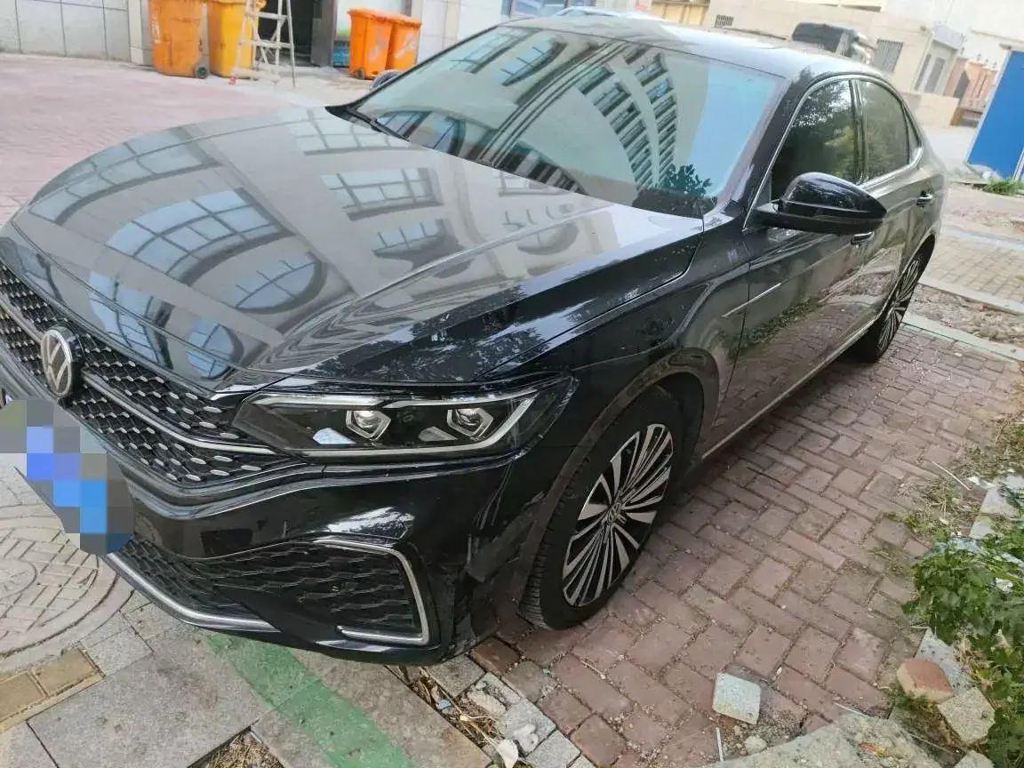 2023 Volkswagen Passat 2.0T 186HP L4 7DCT