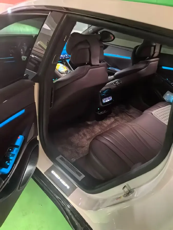 2024 Denza DenzaZ9GT 2.0T 207HP L4 E-CVT PHEV 38.5KWH,autocango,china used car exporter,china ev exporter,chinese used car exporter,chinese used ev exporter