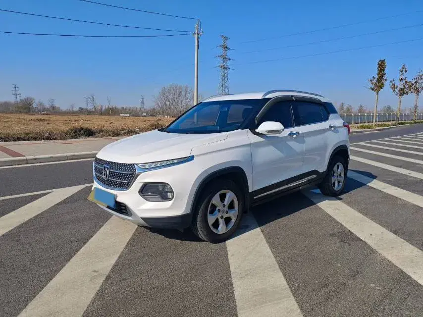 2017 BaoJun 310W 1.5L 105HP L4 6MT