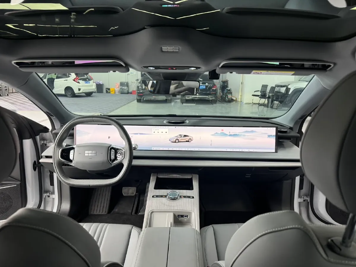 2024 Geely Galaxy E8 BEV 62KWH,autocango,china used car exporter,china ev exporter,chinese used car exporter,chinese used ev exporter