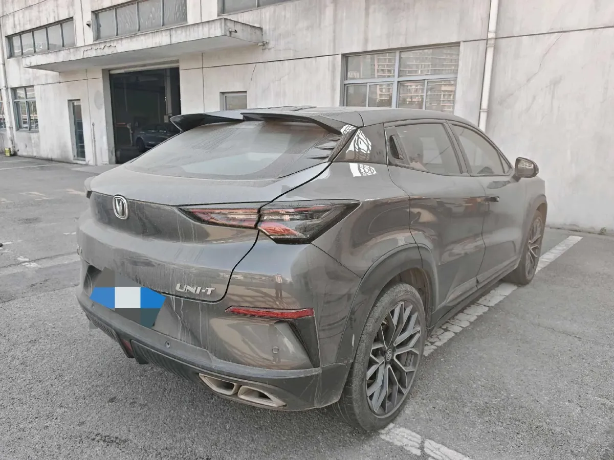 2022 ChangAn UNI-T 1.5T 188HP L4 7DCT,autocango,china used car exporter,china ev exporter,chinese used car exporter,chinese used ev exporter