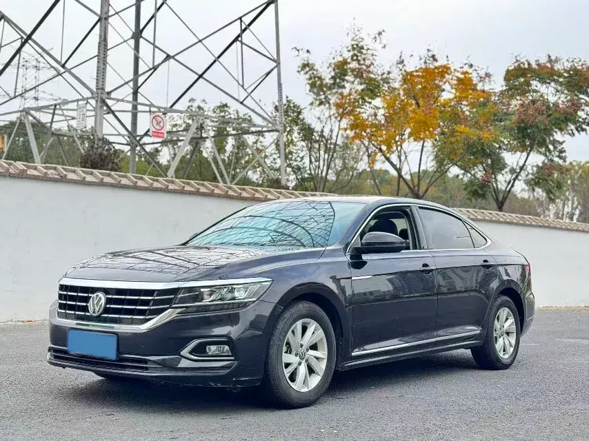 2020 Volkswagen Passat 1.4T 150HP L4 7DCT