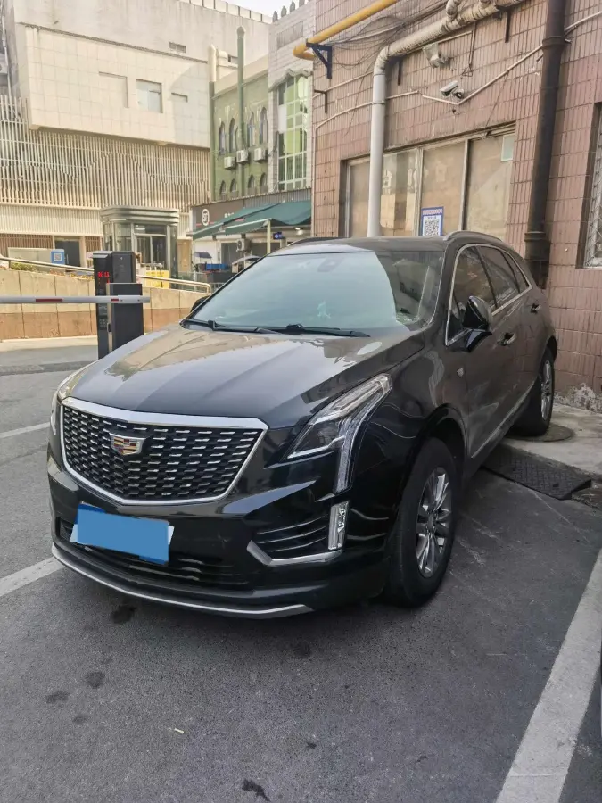 2021 Cadillac XT5 2.0T 237HP L4 9AT