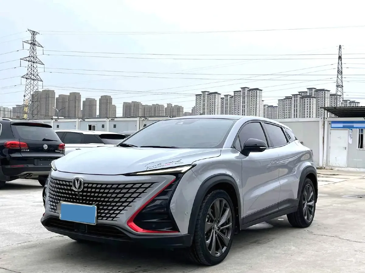 2020 ChangAn UNI-T 1.5T 180HP L4 7DCT,autocango,china used car exporter,china ev exporter,chinese used car exporter,chinese used ev exporter