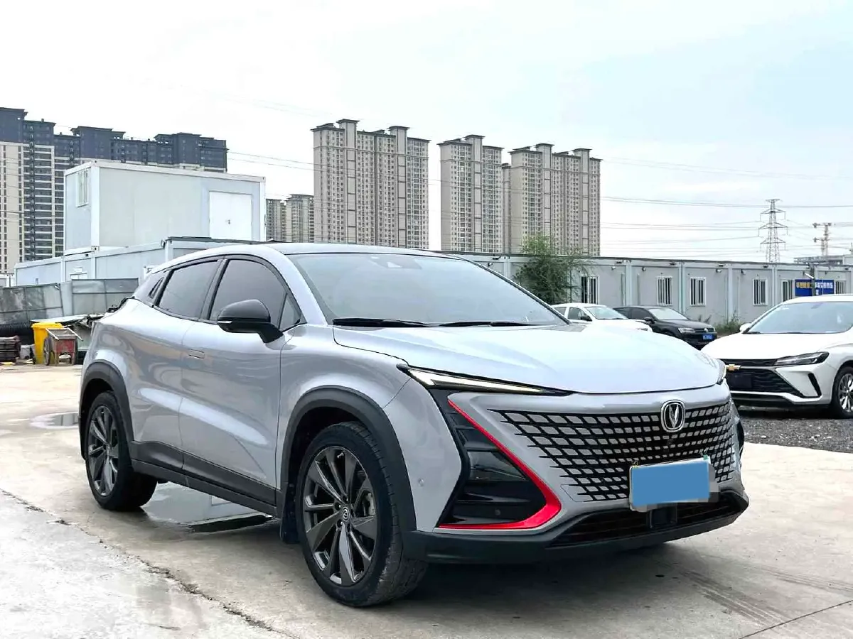 2020 ChangAn UNI-T 1.5T 180HP L4 7DCT,autocango,china used car exporter,china ev exporter,chinese used car exporter,chinese used ev exporter