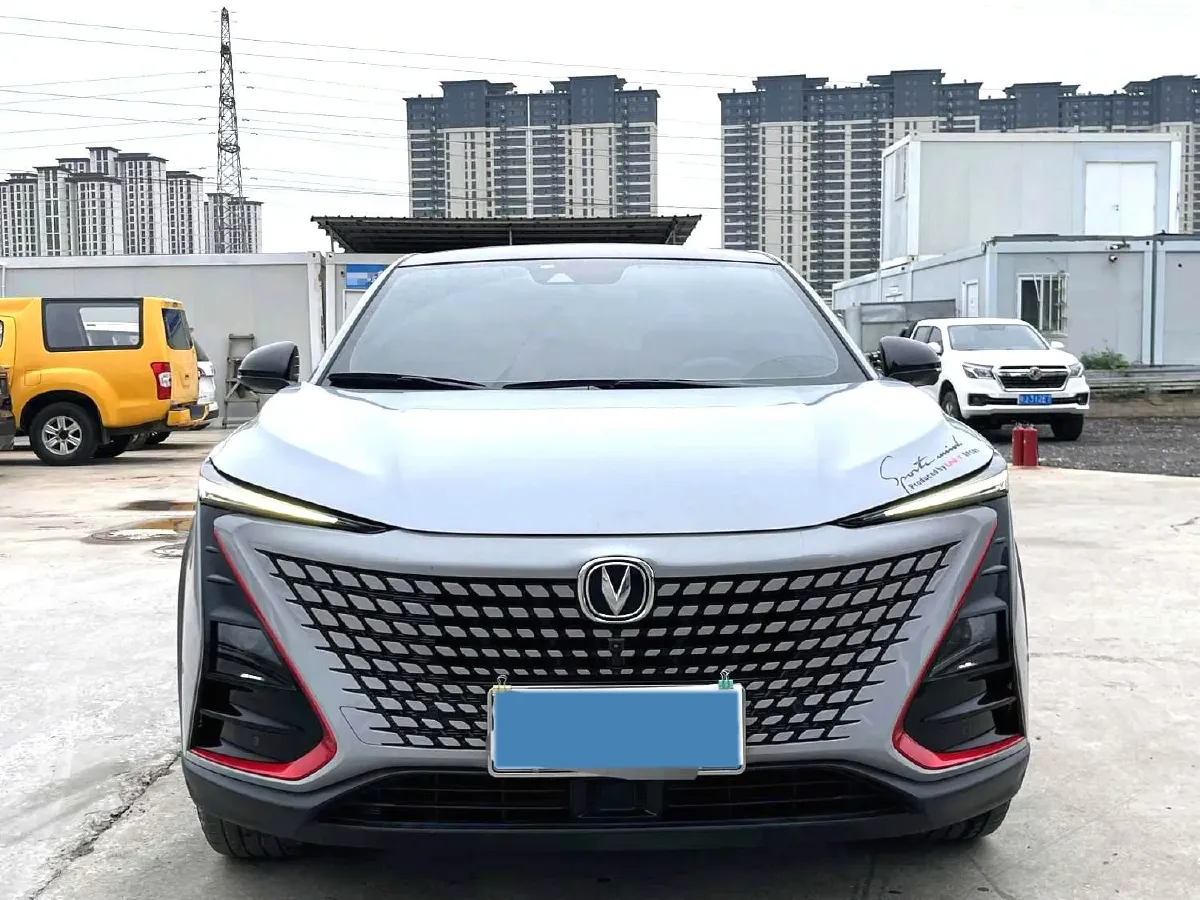 2020 ChangAn UNI-T 1.5T 180HP L4 7DCT,autocango,china used car exporter,china ev exporter,chinese used car exporter,chinese used ev exporter