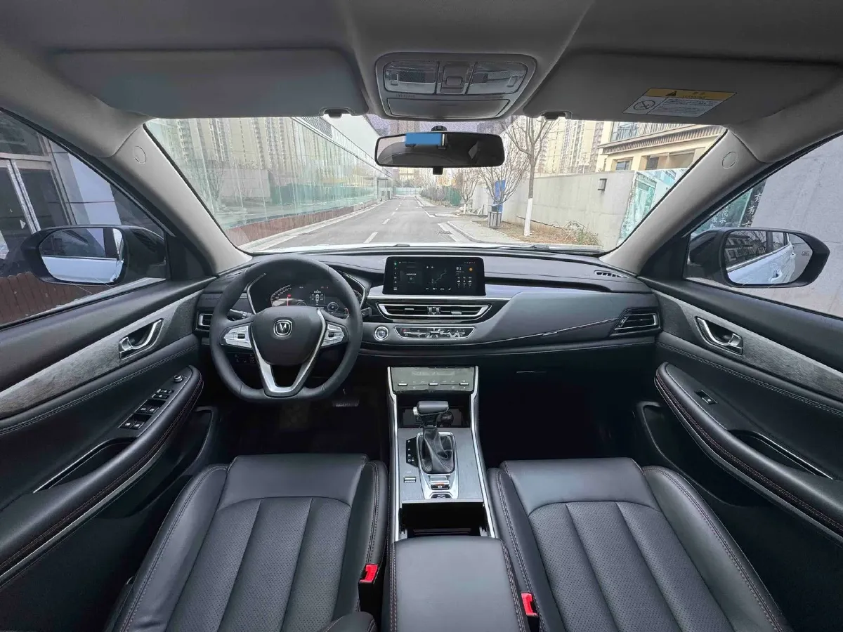 2022 ChangAn CS75 1.5T 180HP L4 7DCT,autocango,china used car exporter,china ev exporter,chinese used car exporter,chinese used ev exporter