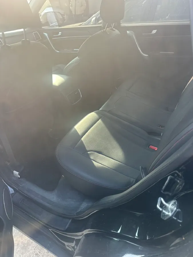 2019 Haval M6 1.5T 150HP L4 6MT,autocango,china used car exporter,china ev exporter,chinese used car exporter,chinese used ev exporter