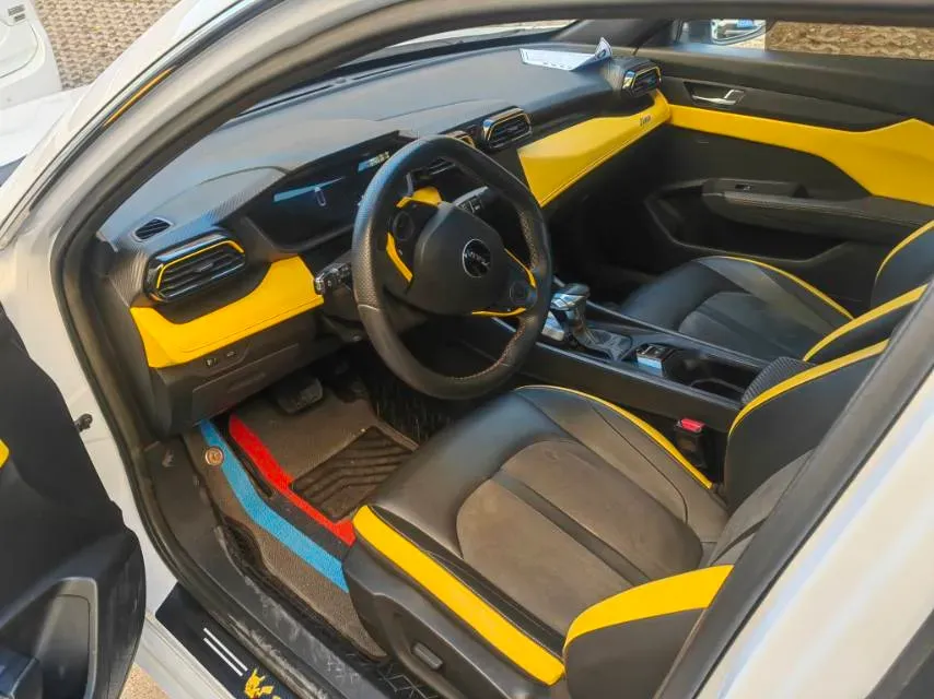 2023 DongFeng Aeolus YiXuan 1.5T 197HP L4 6DCT,autocango,china used car exporter,china ev exporter,chinese used car exporter,chinese used ev exporter