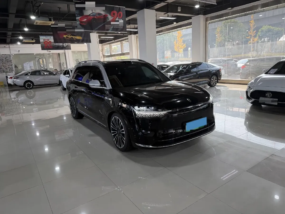 2024 AITO AITO M9 1.5T 152HP L4 REEV 42KWH,autocango,china used car exporter,china ev exporter,chinese used car exporter,chinese used ev exporter