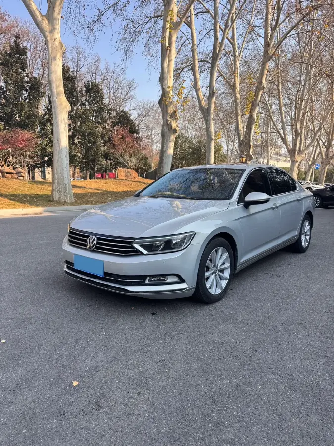2017 Volkswagen Magotan 1.8T 180HP L4 7DCT