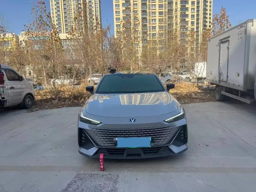 2023 ChangAn UNI-V iDD 1.5T 170HP L4 6TCT PHEV 18.4KWH,autocango,china used car exporter,china ev exporter,chinese used car exporter,chinese used ev exporter