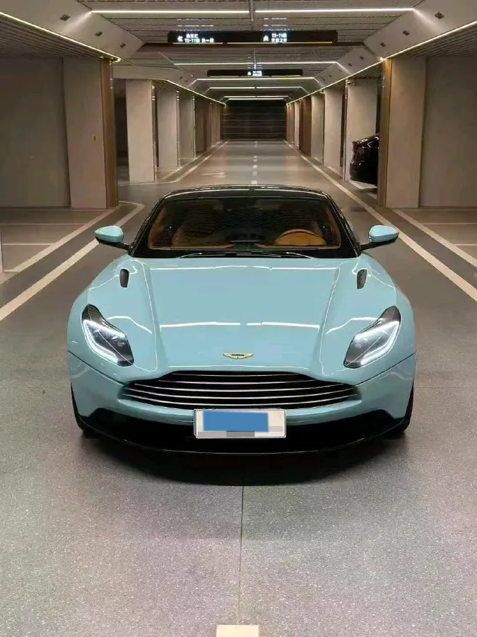 2017 Aston Martin DB11 4.0T 510HP V8 8AT,autocango,china used car exporter,china ev exporter,chinese used car exporter,chinese used ev exporter