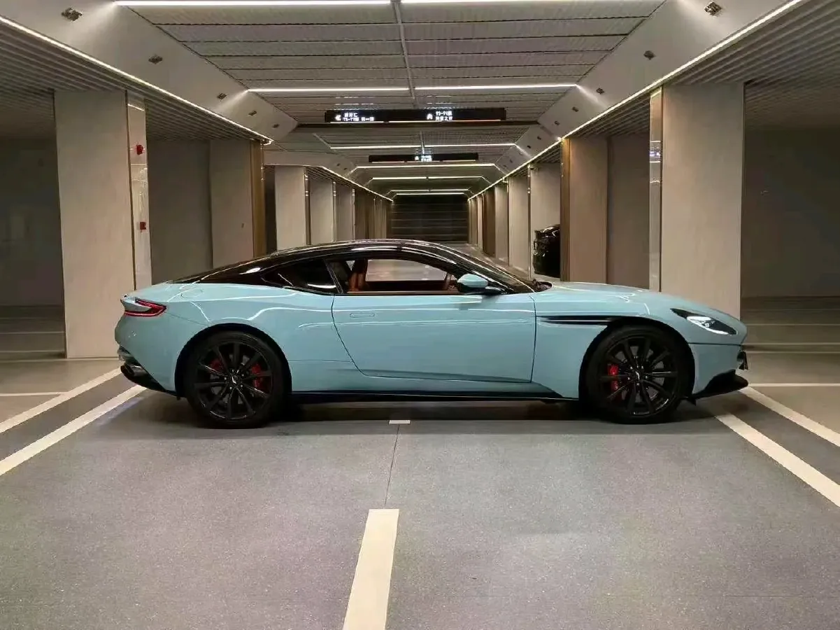 2017 Aston Martin DB11 4.0T 510HP V8 8AT,autocango,china used car exporter,china ev exporter,chinese used car exporter,chinese used ev exporter