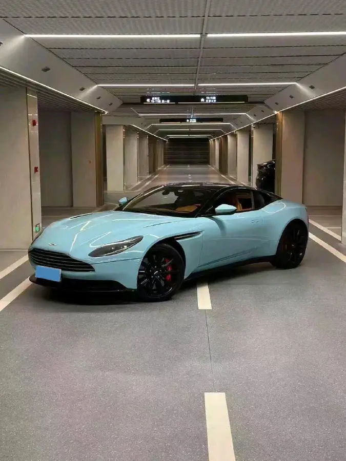 2017 Aston Martin DB11 4.0T 510HP V8 8AT