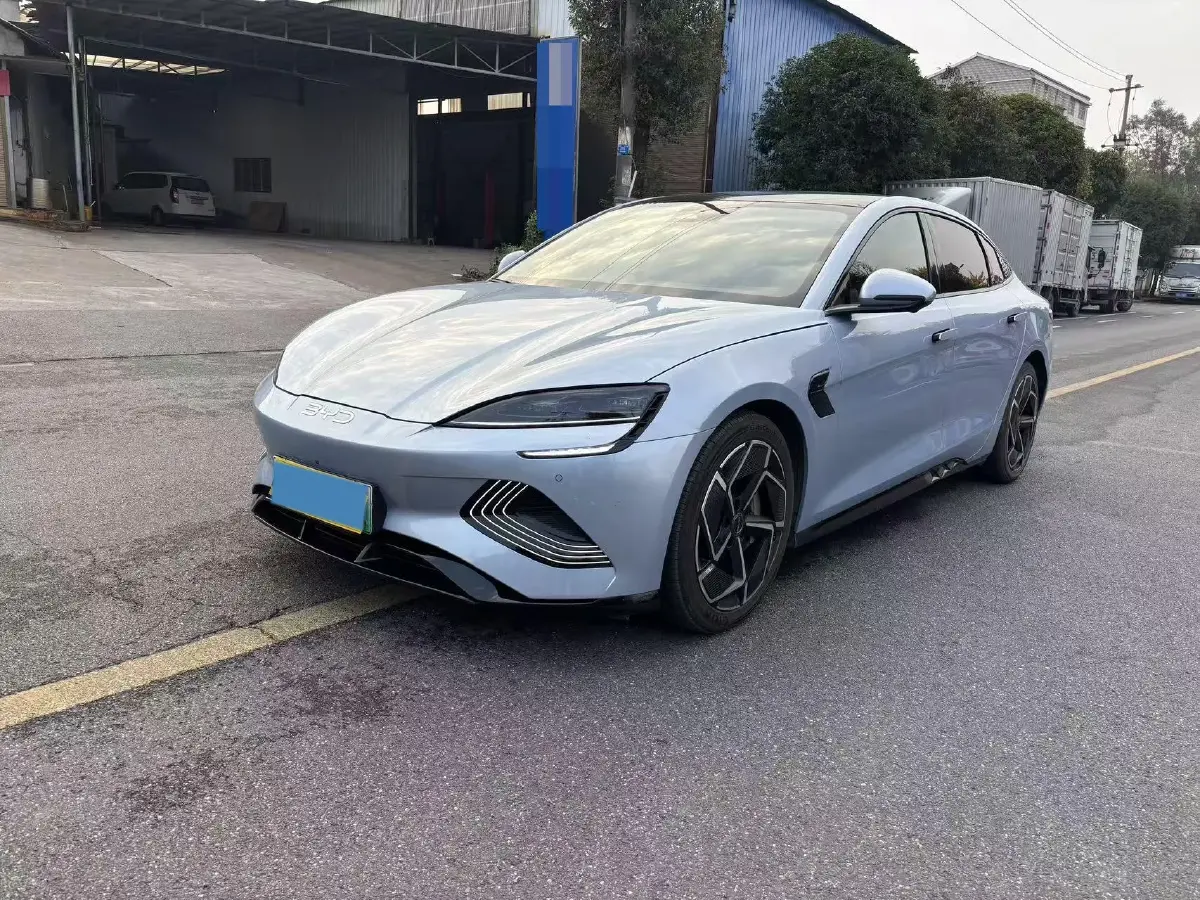 2022 AITO AITO M5 Range Extended 125HP REEV 40KWH