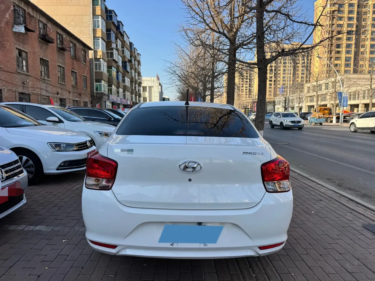 2017 Hyundai Reina 1.4L 95HP L4 5MT,autocango,china used car exporter,china ev exporter,chinese used car exporter,chinese used ev exporter